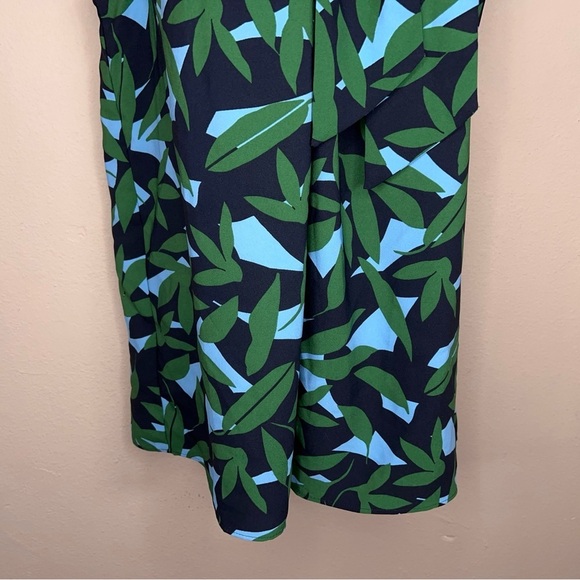 NEW Ann Taylor Petite Medium Blouse Green Blue Leaf Print Tie Neckline High Neck - Picture 4 of 14